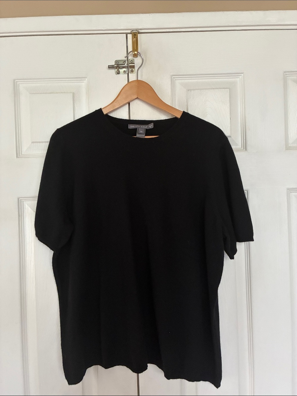 Saks Fifth Avenue cashmere sweater Salon Z pullover NWOT